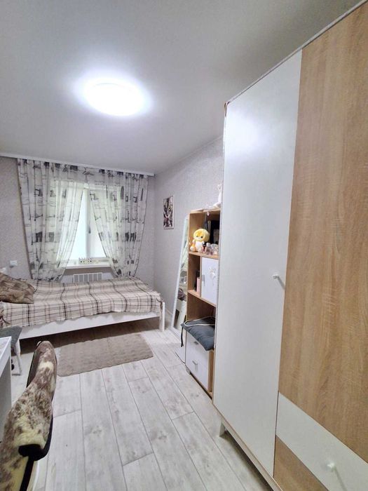 Терміново продам 2-о к/к з сучасним, якісним ремонтом на вул. А.Корольова.
