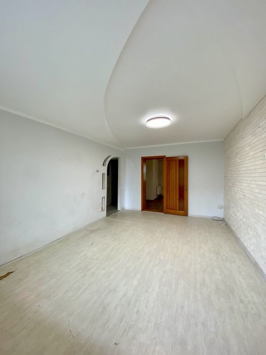 Продам 3х кімнатну квартиру «чешку» в м. Покров ,35й мікр-н