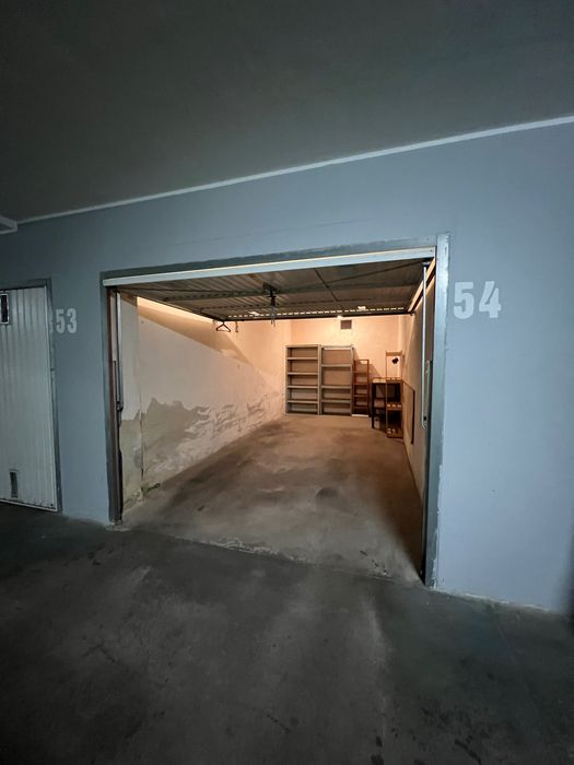 Zamykany garaż podziemny ul. Strońska