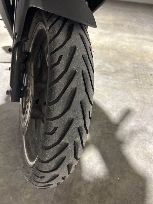 Vendo mota cbr 125 r