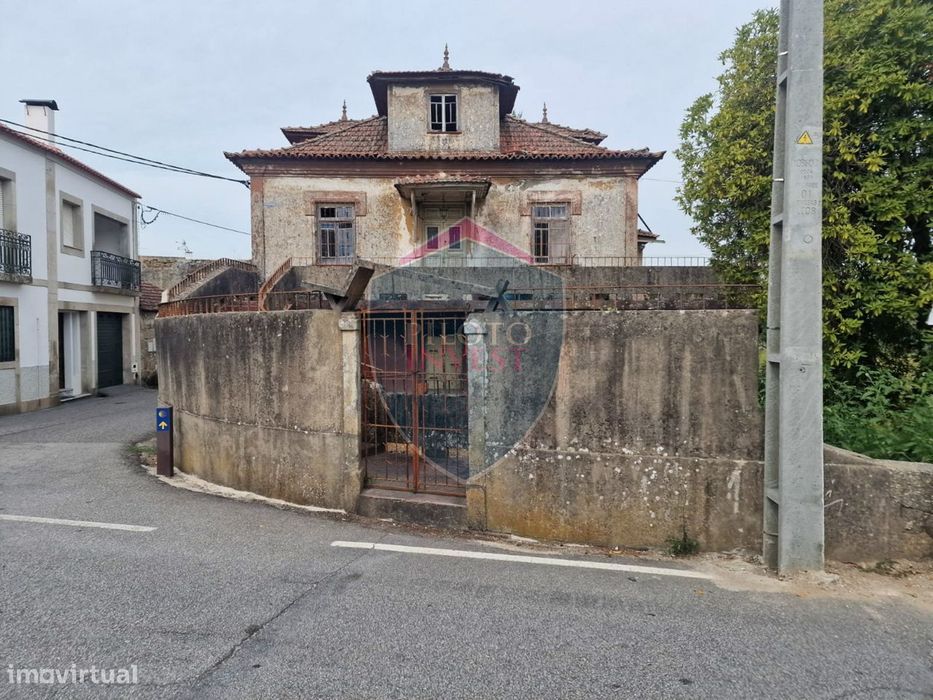 Moradia T7 Venda em São Miguel do Outeiro e Sabugosa,Tondela