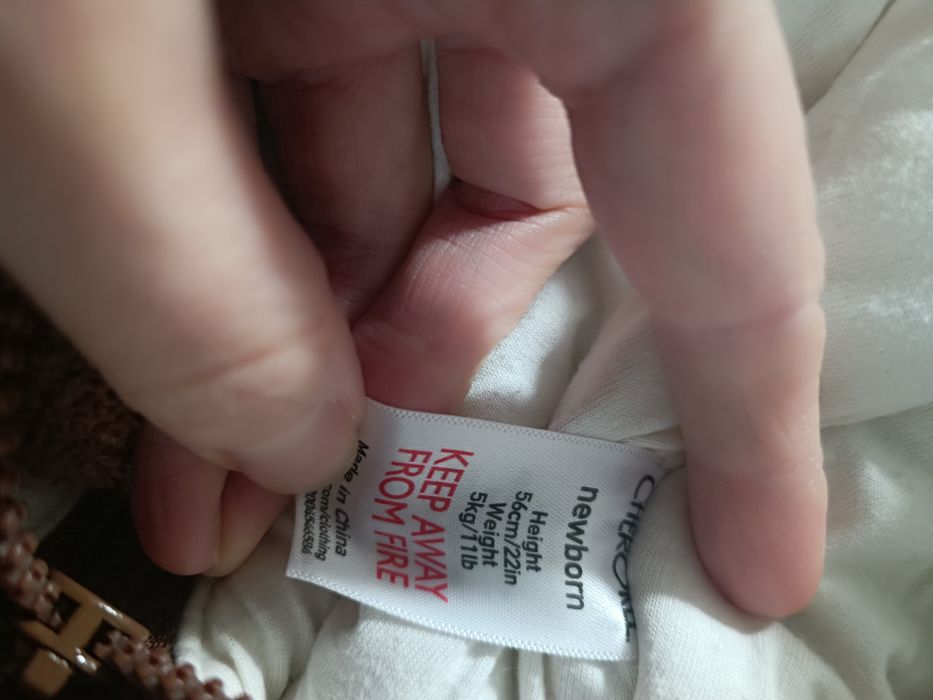 Brązowy misiowy kombinezon dla niemowlaka Cherokee r.56