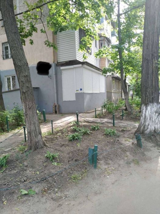 Фасадное Помещение под салон офис