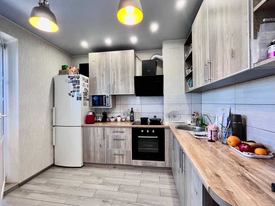 ПРОДАЖ затишної 1-кімнатної квартири в монолітній Новобудові