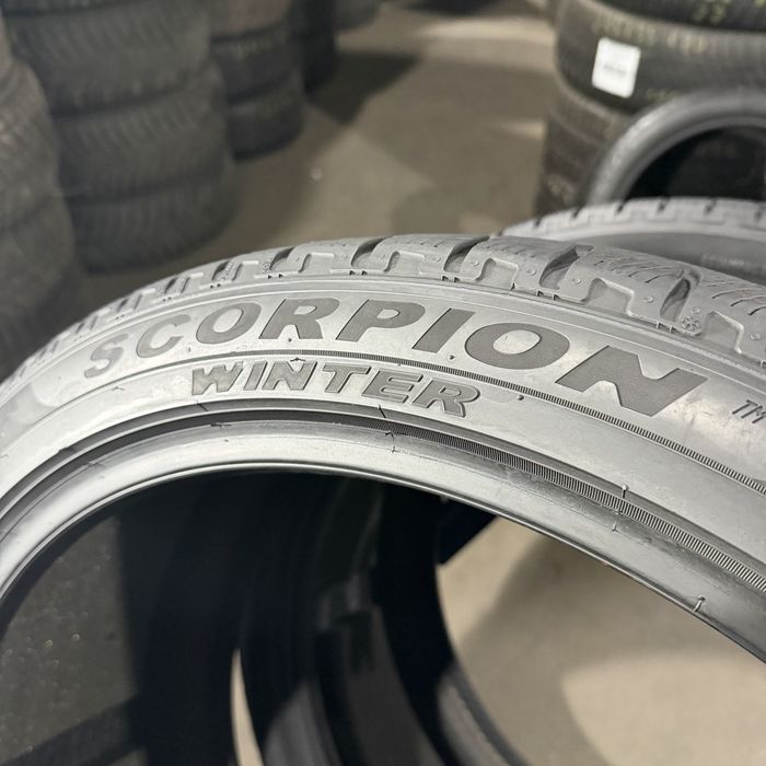 2шт 285/35 R22 Pirelli Scorpion Winter