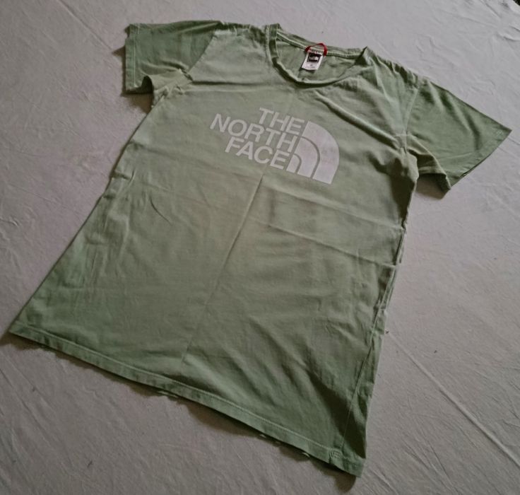 Футболка The North Face