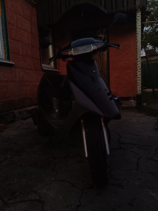 Продаю скутер Honda dio 27