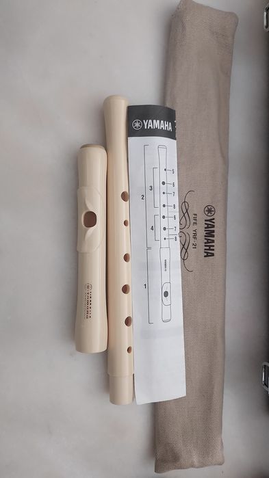 Flauta transversal- yamaha