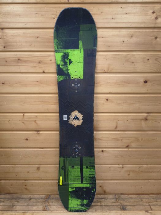 Deska snowboardowa Burton Radius 135 cm + wiązania (A27)