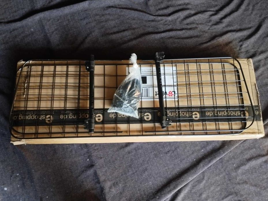 Kratka do samochodu dla psa