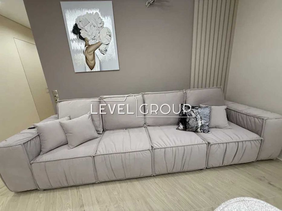 2-х к квартира в ЖК «Варшавський-2» біля ТРЦ Retroville вул. О.Олеся 9