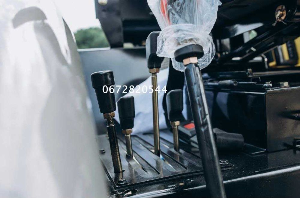 Трактор Скаут ТЕ 504 Реверс Рівна підлога Гума-Armour Доставка Кредит