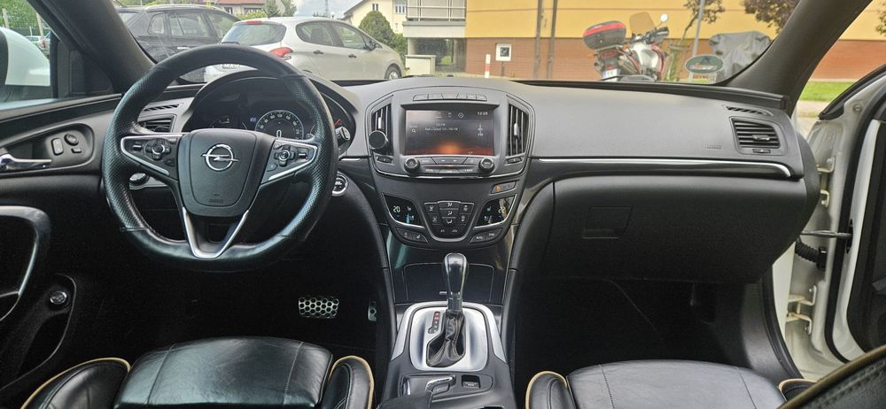 Opel Insignia 2.0 Bi Turbo
