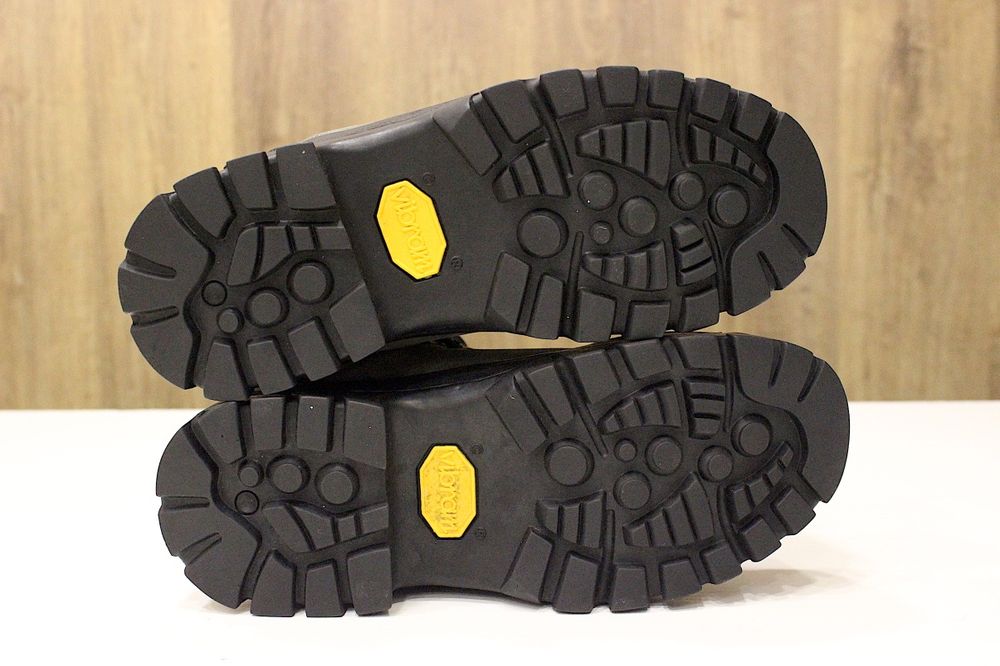 Ботинки трекинговые Gore-tex® Vibram Кожа