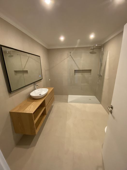 Remodelações | Ladrilho, Pintura e Chão Flutuante