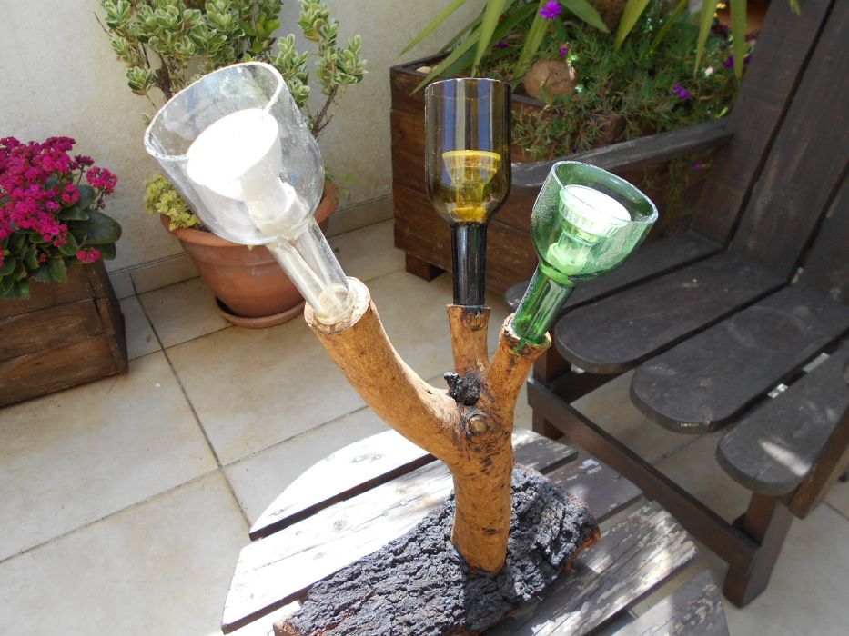 candeeiro de madeira e vidro