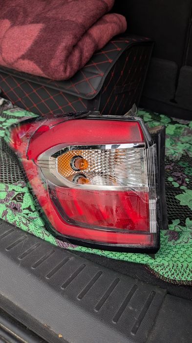 Лівий стоп ford escape 3