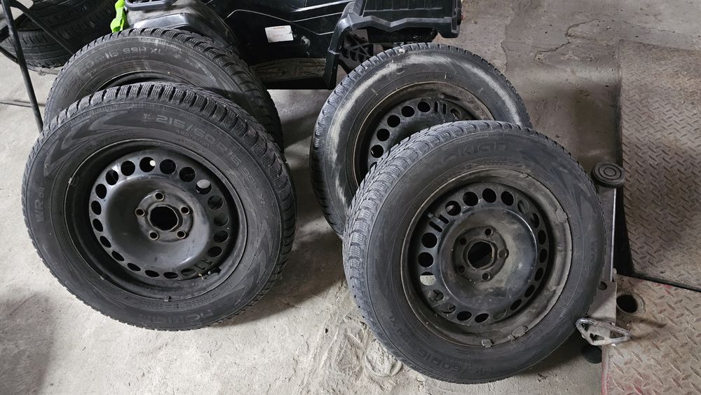 Komplet Felg stalowych do Opel Insignia r.16