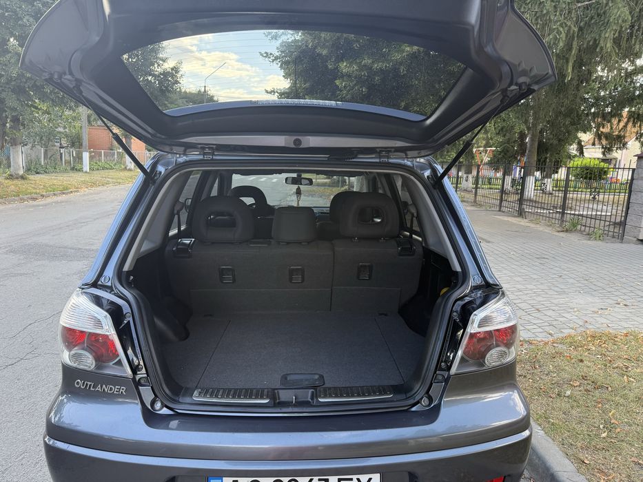 Mitsubishi Outlander