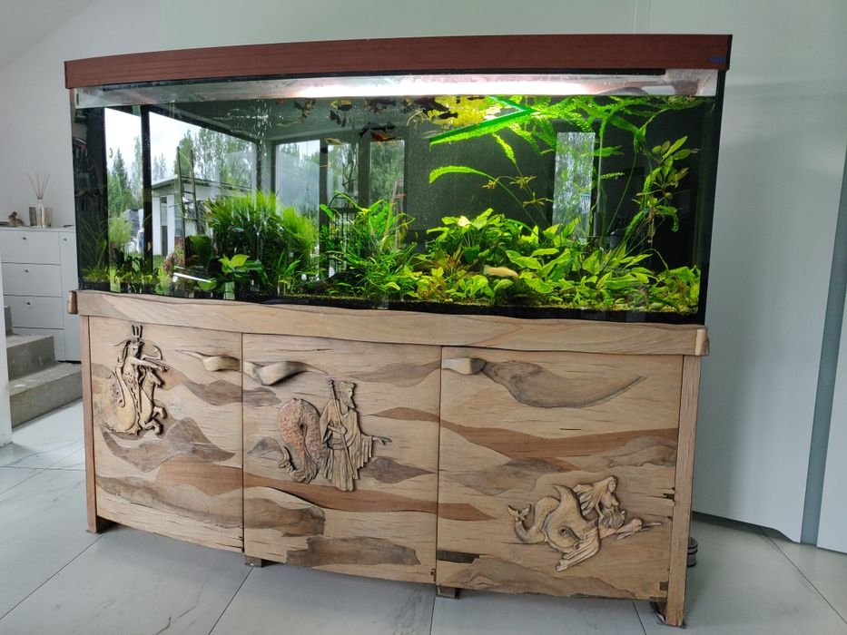 Sprzedam akwarium 700 litrów