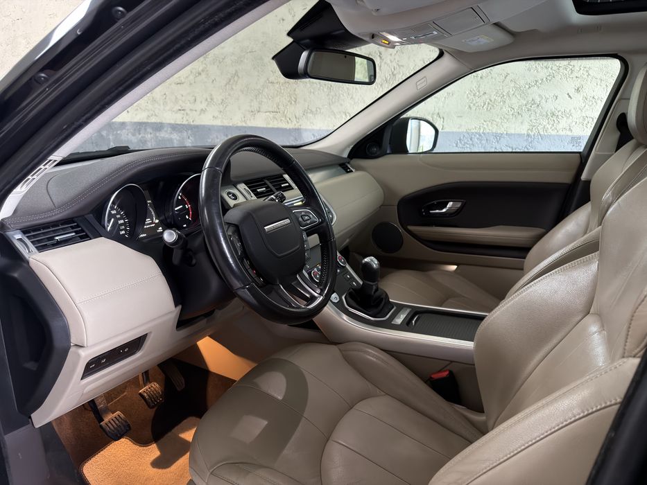 Range Rover Evoque 2.0 eD4 Dynamic SE - Desde 259€ Mês