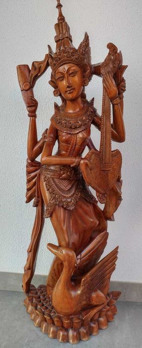 Estátua/escultura/figura Saraswati - deusa hindu (madeira de mogno)