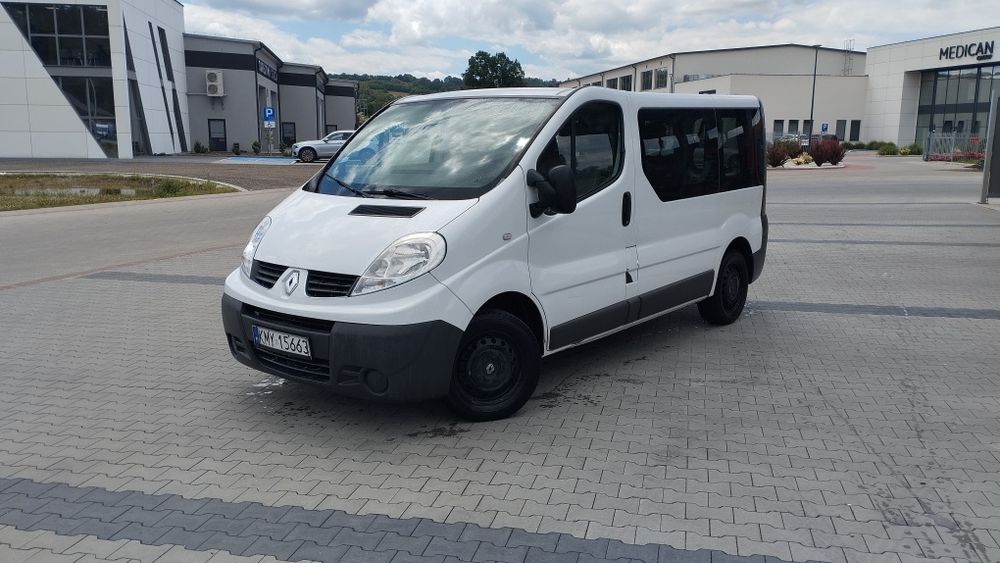 Wynajem busów 9 osobowych