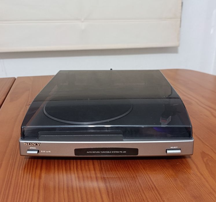 Giradiscos Sony PS-J20