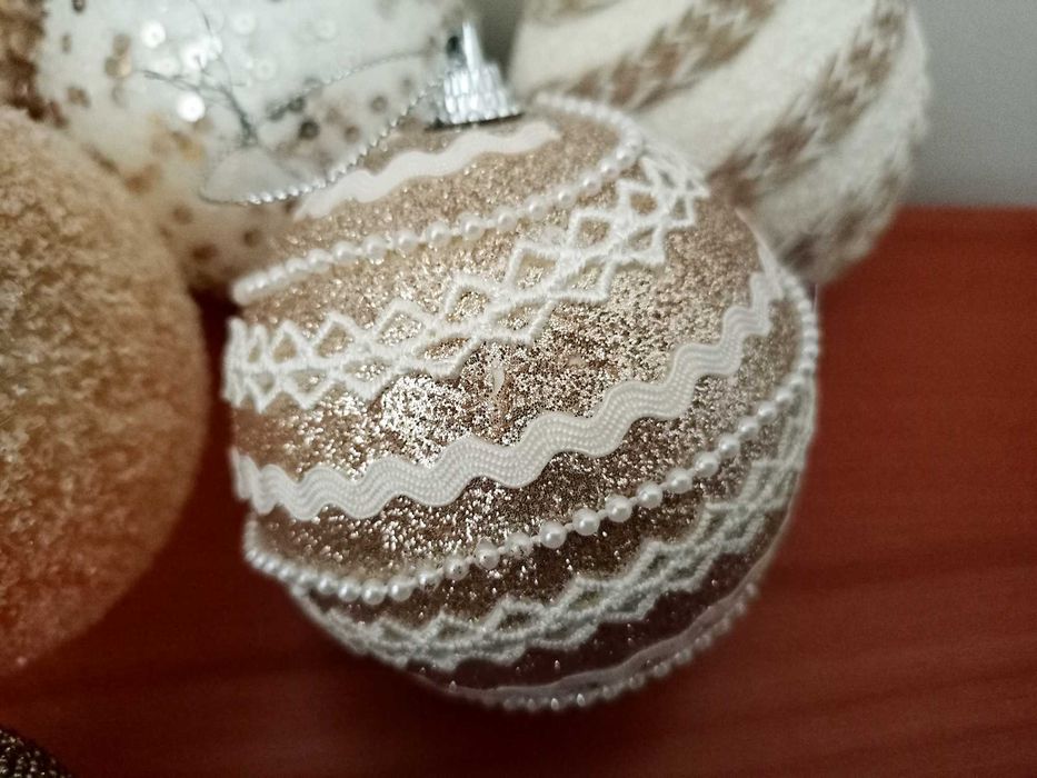 Enfeites de Natal em Tons Creme