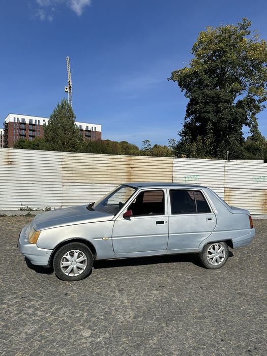 Продам заз славута 2004р