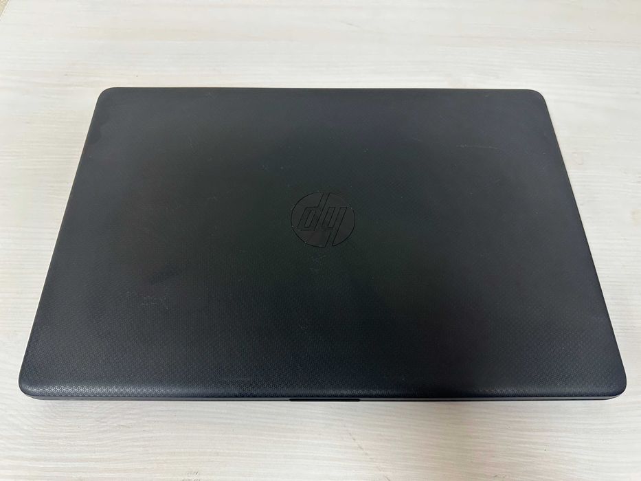 Ноутбук для дома і роботи HP i5\8ram\500 ssd\новий акб відмінний стан