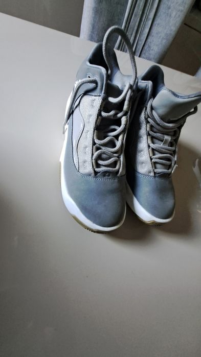 Tenis  de incrível qualidade