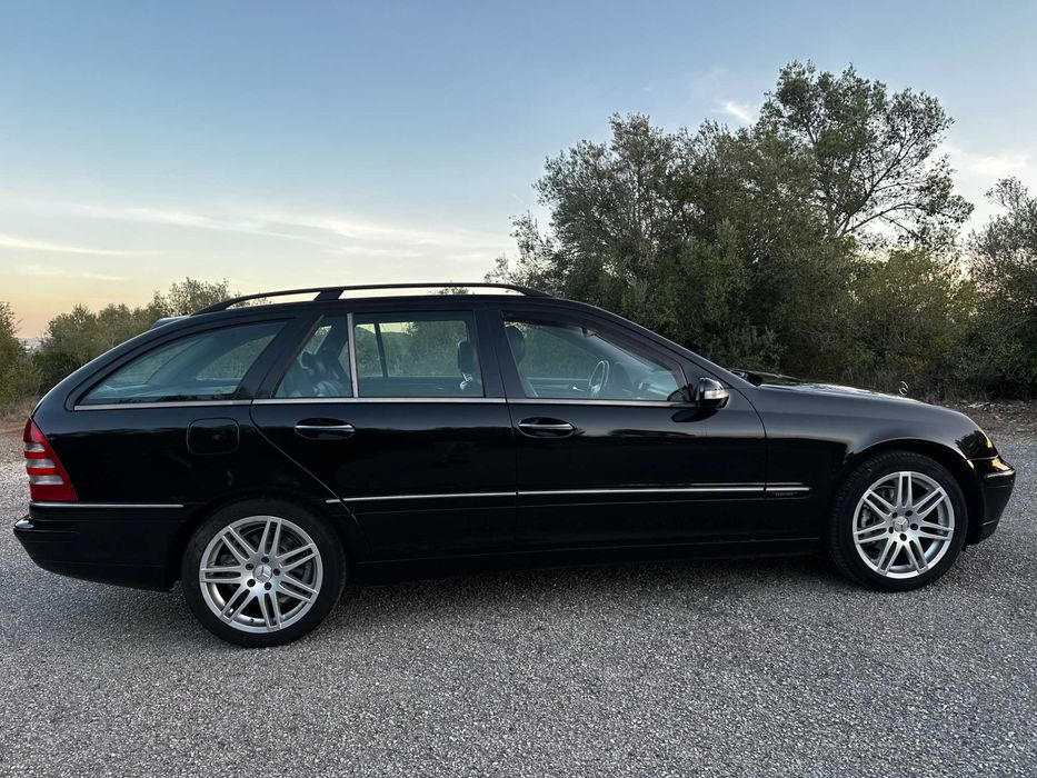 Mercedes-Benz C 220 - 05/2004 - 342.000 - ESTIMADO / SINTRA