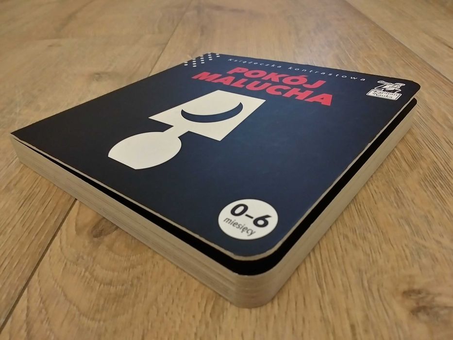 Książka książeczka dla dziecka Pokój malucha czarno-biała kapita nauka