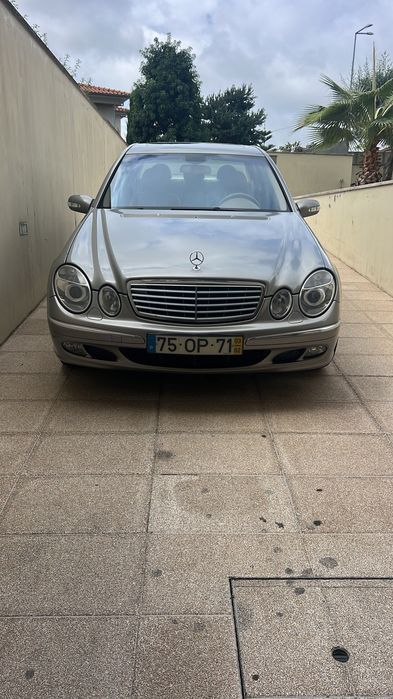 Mercedes E 220 CDI CX automática, muito novo