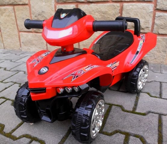 Sportowy Jeździk J5 quad dla dzieci+światła+klakson+dźwięk