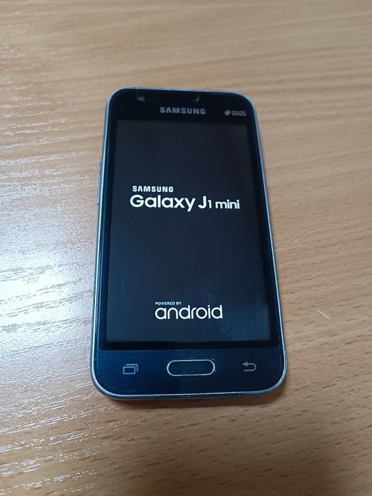 Samsung g1 mini 8gb і redmi 9a 2/32