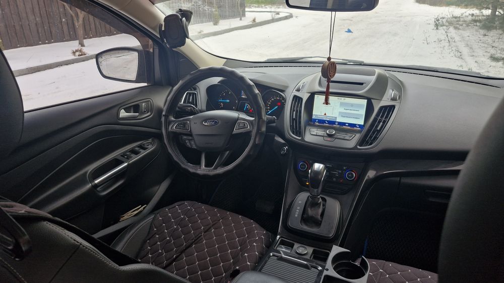 Продам ford kuga комплектація Titanium