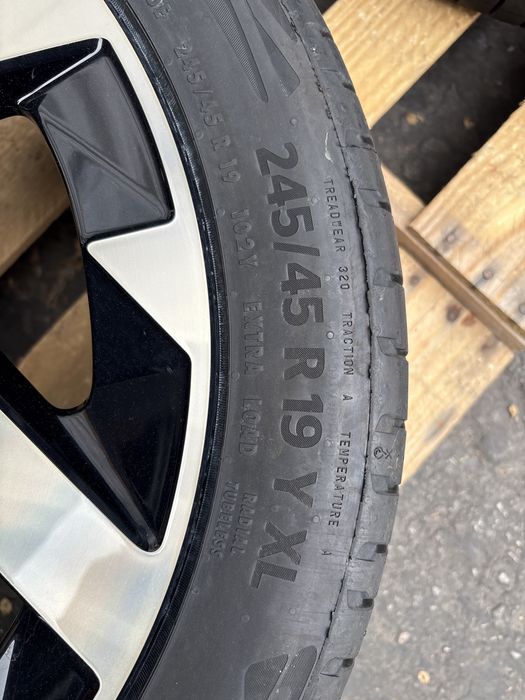 BMW X1 X2 245/45R19 Continental nowe 2025