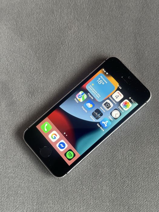IPhone SE (2016)