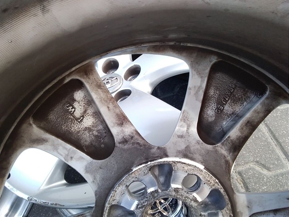 17 5x100 felgi aluminiowe Toyota , Avensis, Celica