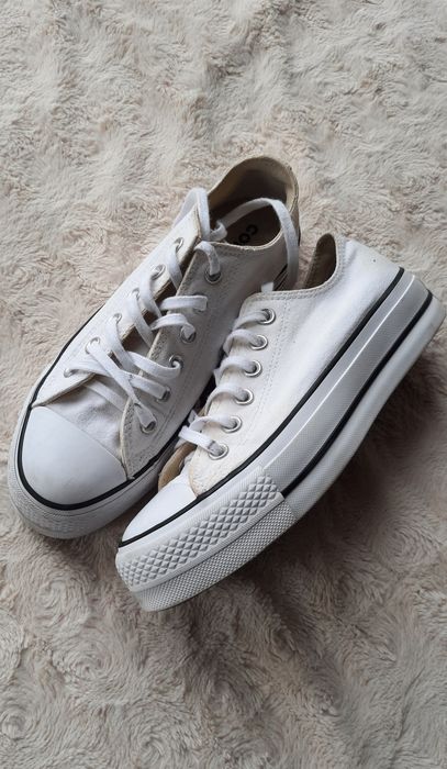 Białe Converse na platformie rozmiar 37,5/25 cm