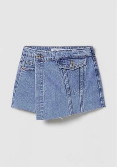 новые шорты zara; 152 см