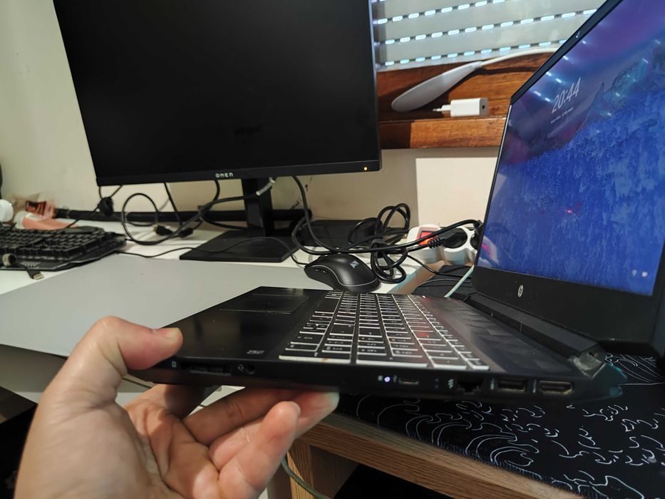 HP pavillion gamer AMD ryzen 5 3550H 20gb RAM placa de video NVIDIA 1050 3GB