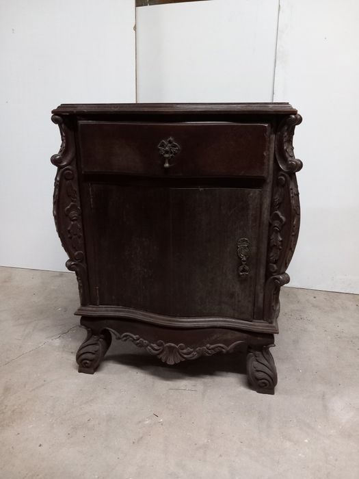 Mesa de cabeceira