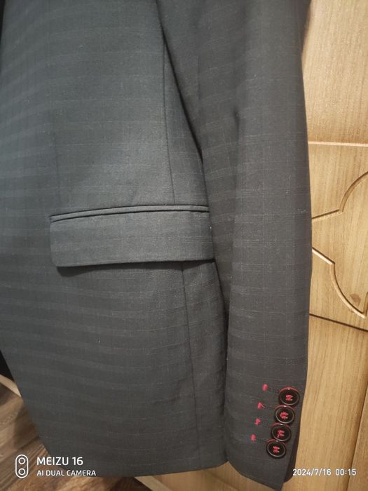 Класичний сучасний костюм GIOTELLI 48-50/182