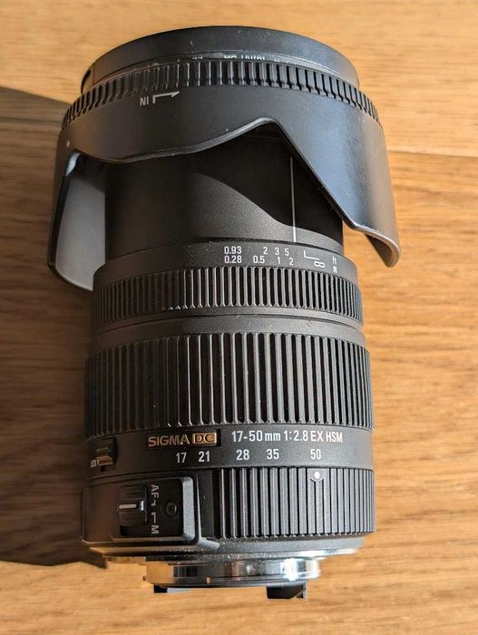 Zestaw PENTAX K-5 + 3 jasne obiektywy + Lampa