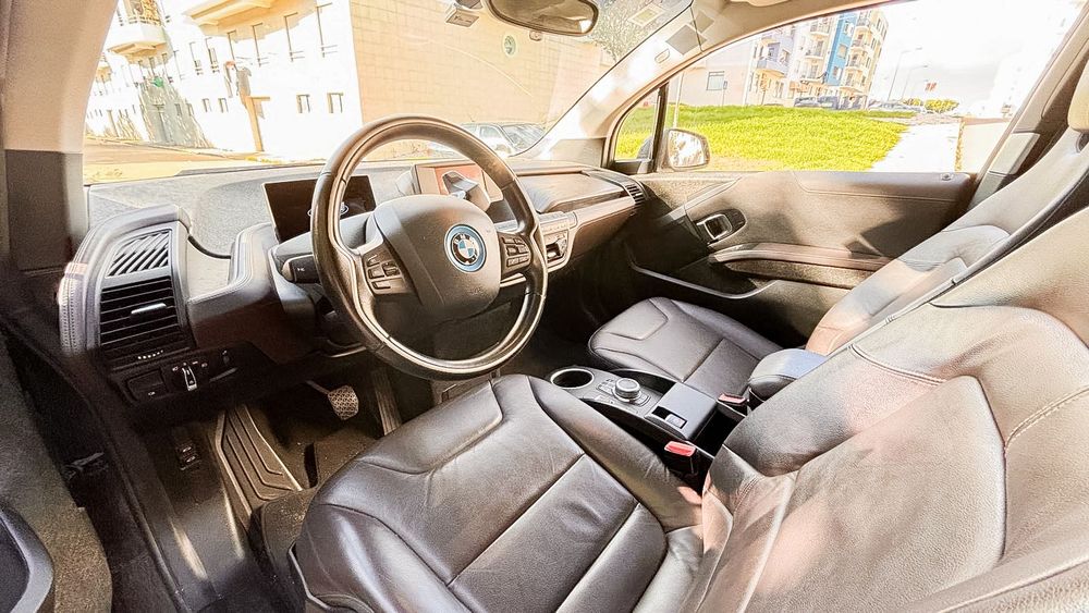 BMW i3 120Ah em excelente estado!