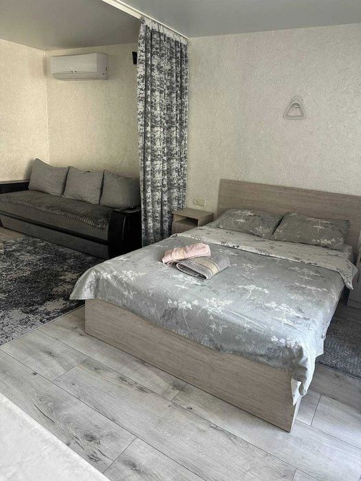 Подобова оренда 1 кім. кв. з автоном. опаленням. SMART TV. Паркомісце.