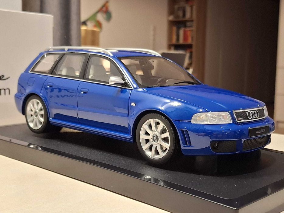 Audi RS 4 (B5) Nogaro Blue 2000 OttO OT1272 1/18 [nowy]